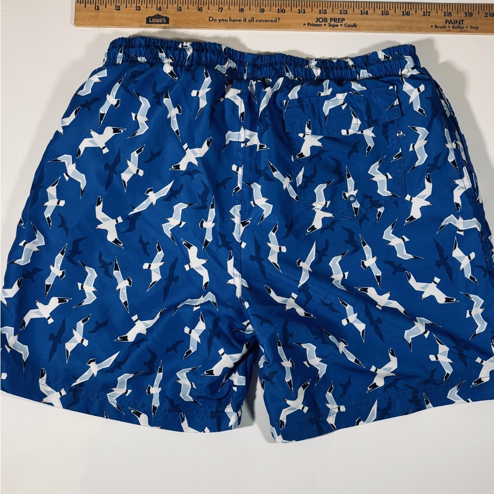 CLUB ROOM Room Seagulls Quick Dry  Size M Springbreak Crusiewear Vacation - Picture 4 of 5